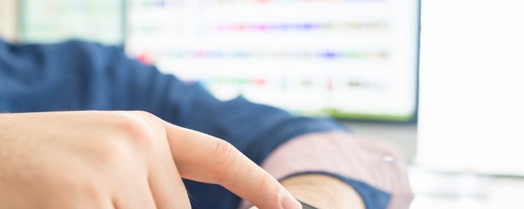 Using smart watch in office for work